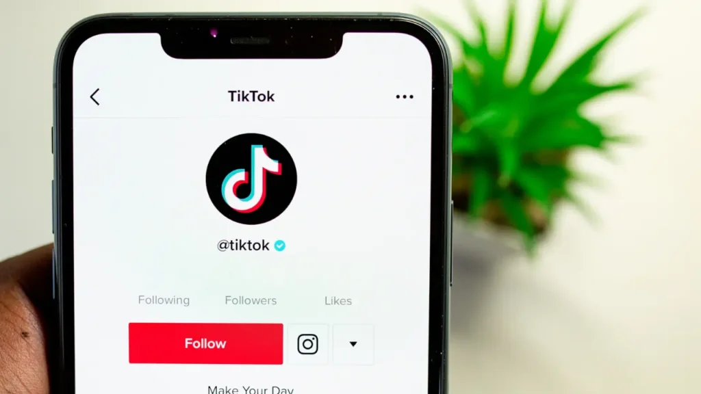 Universal Music Group Removes Music From TikTok
